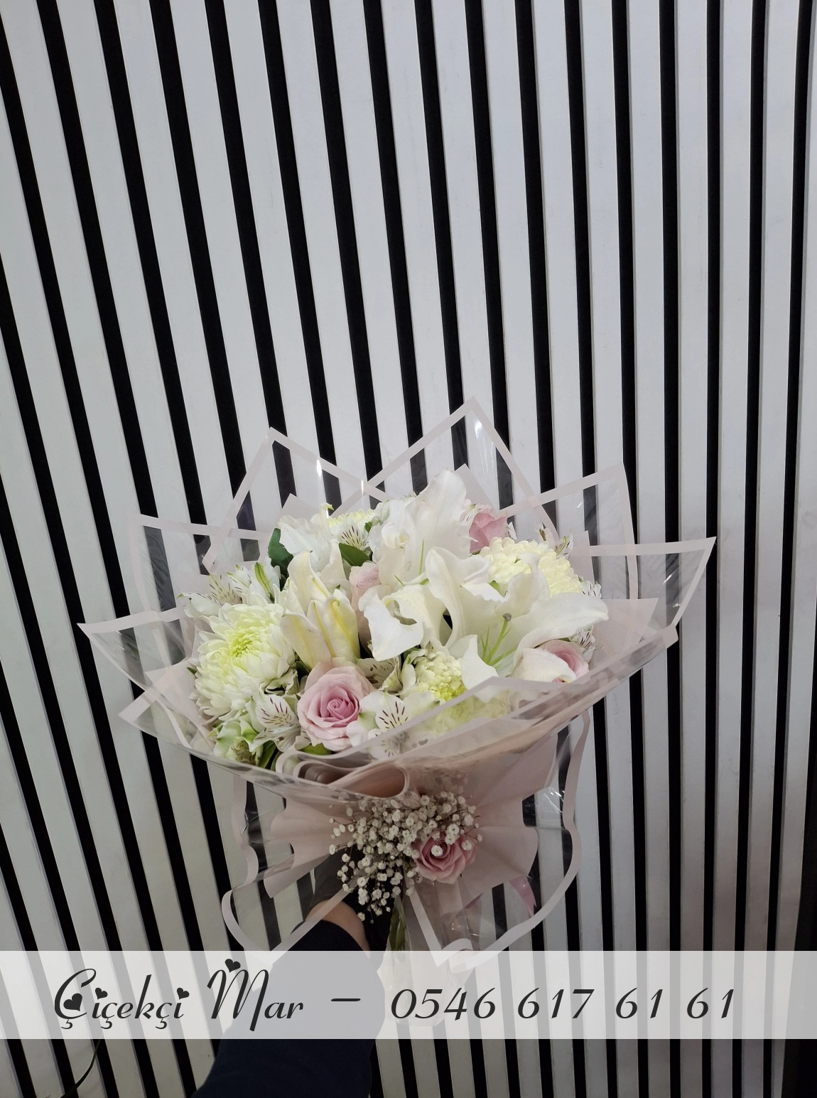 Güzel Olanlar Hep Bir Aeada