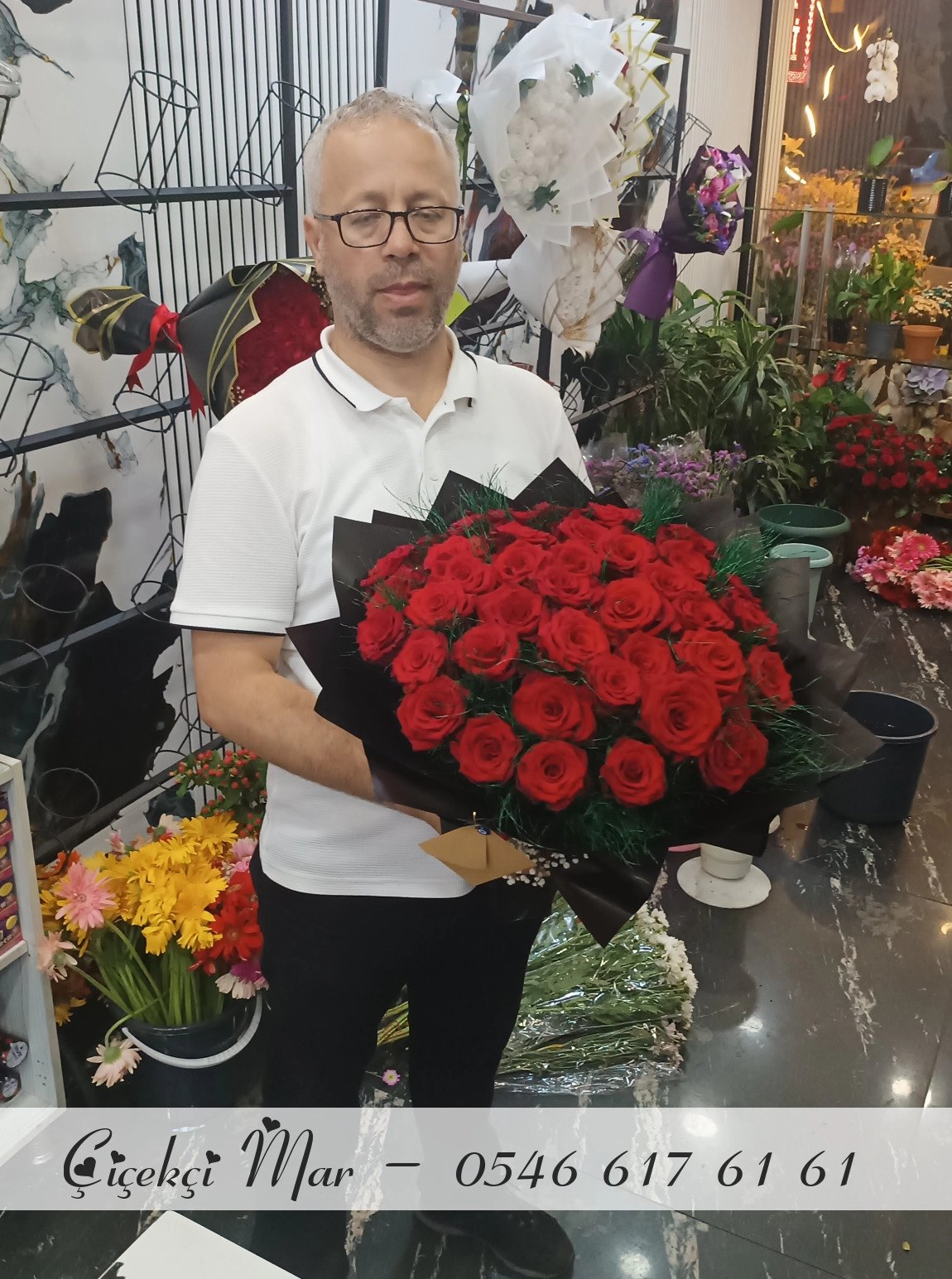 Kırmızı Gül Demet
