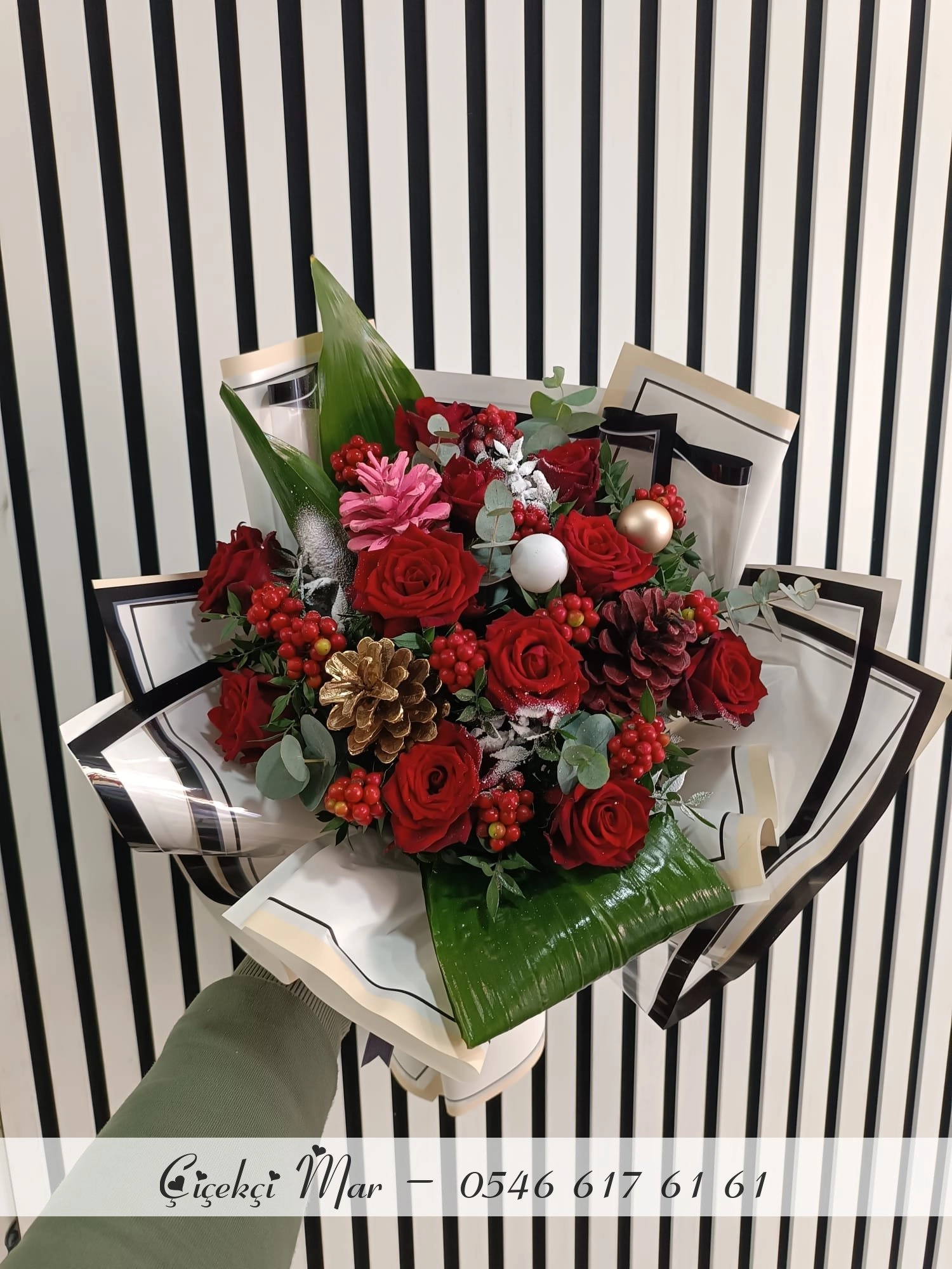 Kokina Ve Gül Karışımı Buket