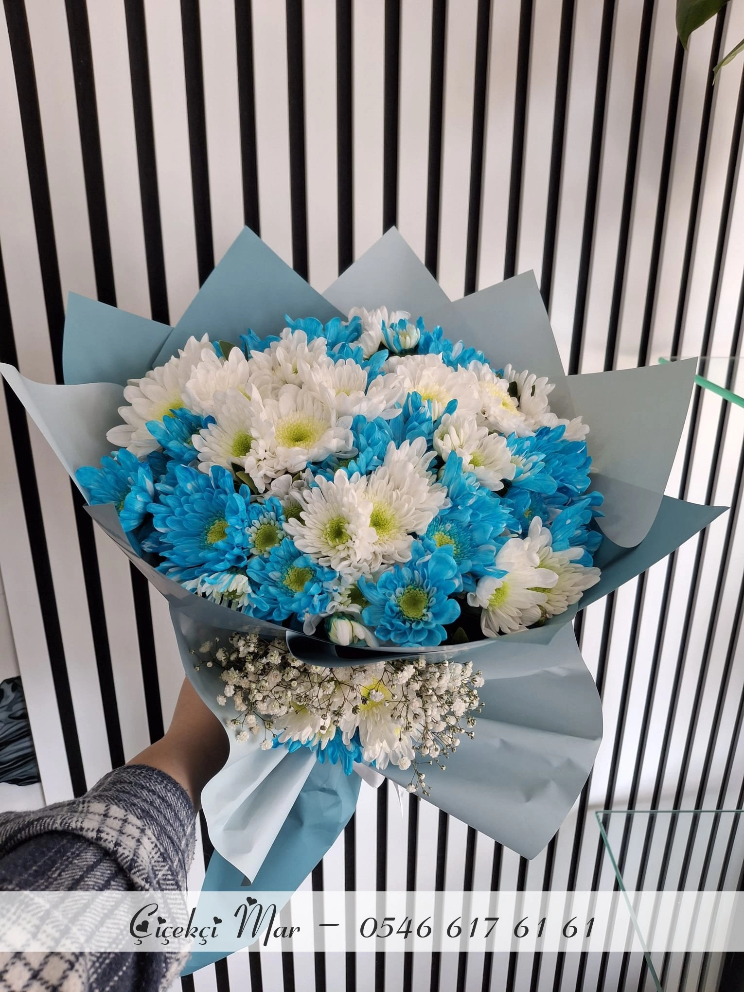 Mavi Beyaz Kasımpatı Buketi