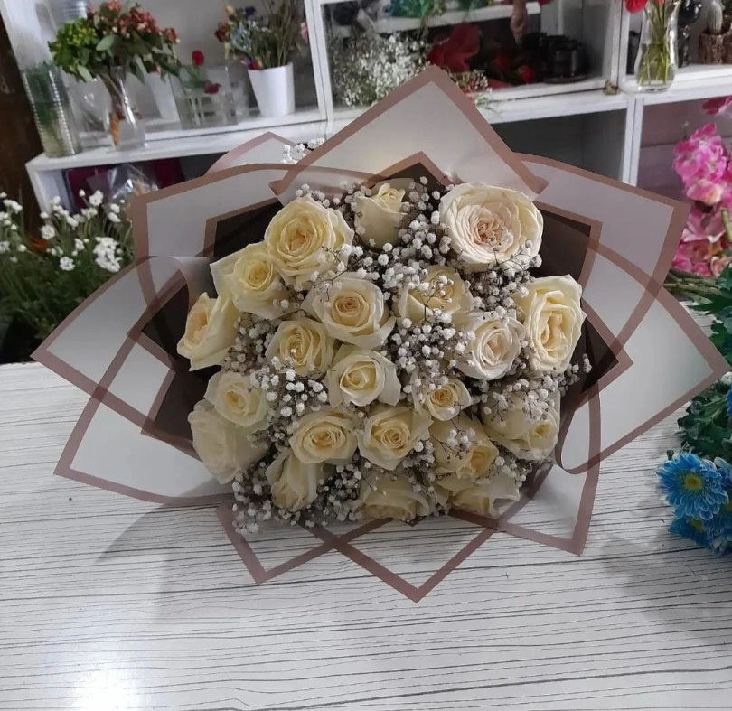 20 Adet Beyaz Gül Buketi