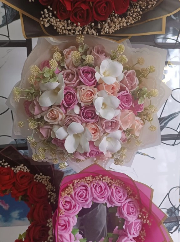 Yapay Gül Ve Manolya